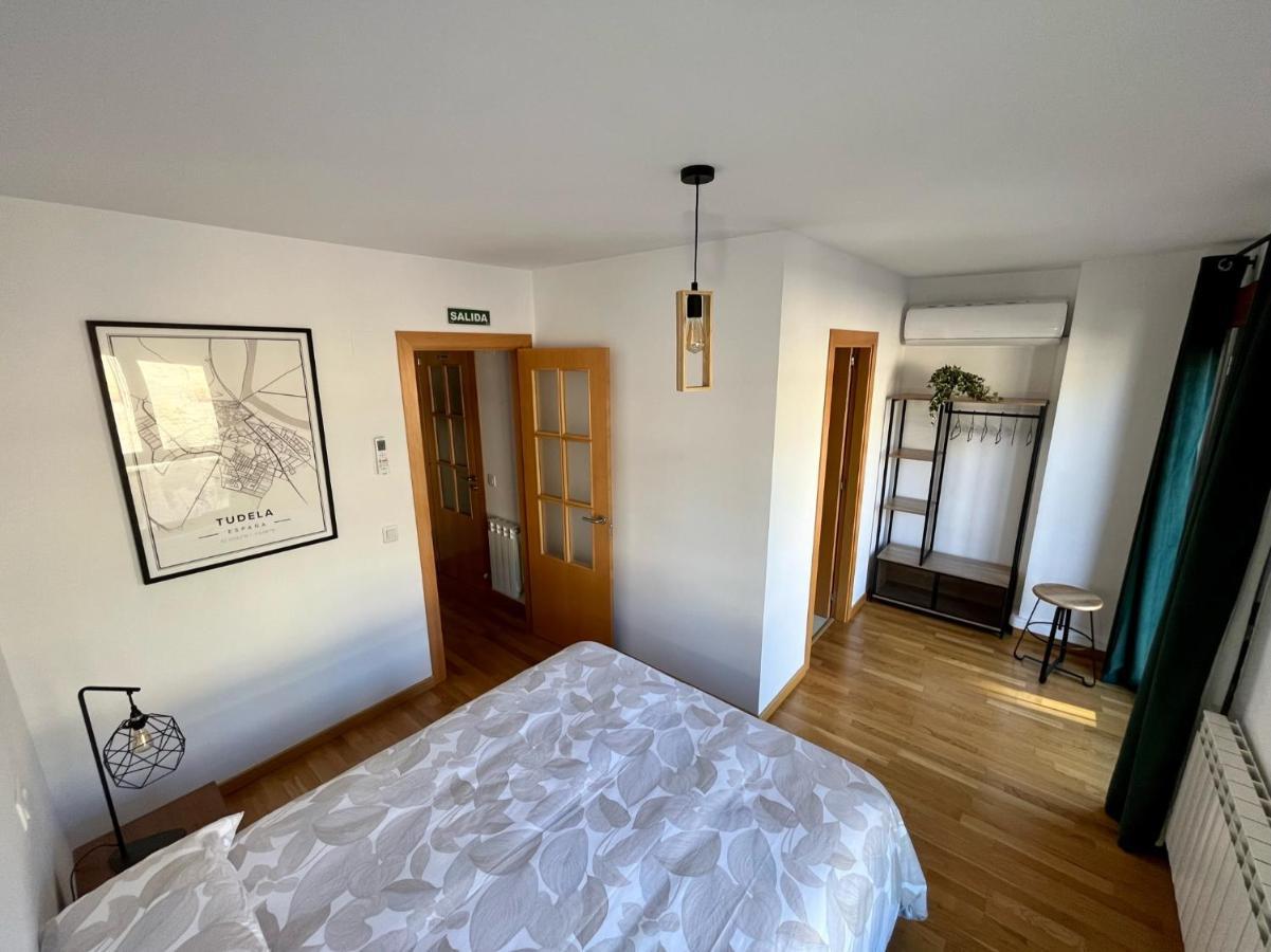 Tenor Apartamento Inc Parking Tudela Exteriör bild